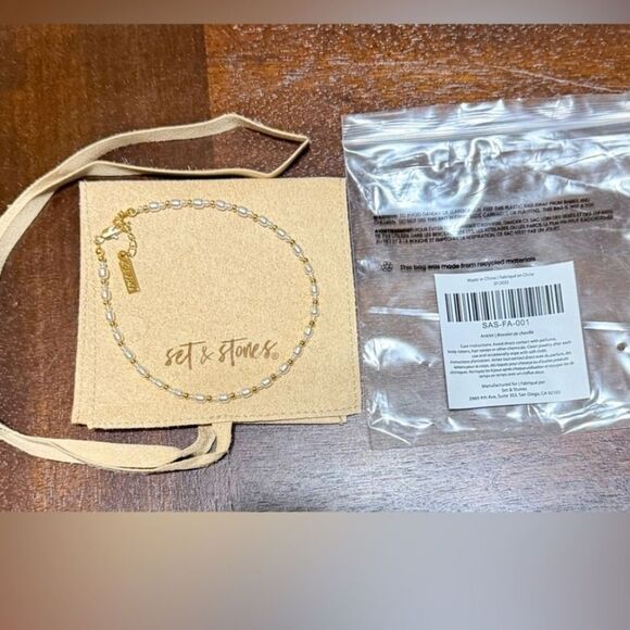 Set & Stones. Shelly Anklet - Picture 4 of 7